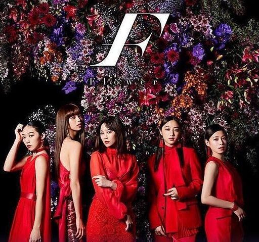 紅のドレス