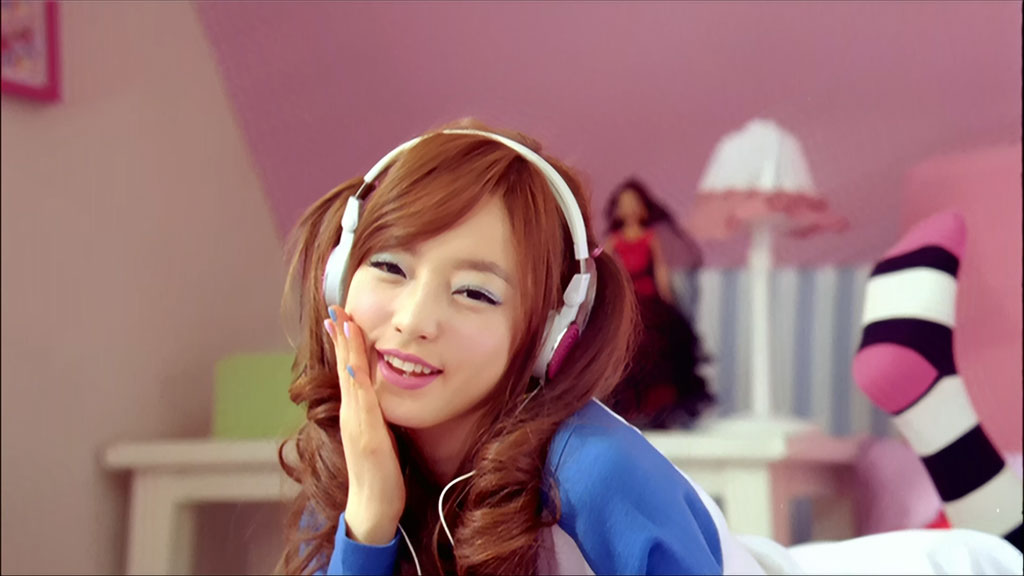 KARA组合MV精选第1弹 KARA – BEST CLIPS Music Video Collection 2011《ISO 10.5G》