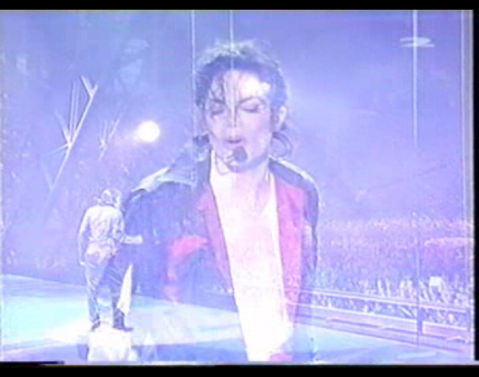 迈克尔.杰克逊 – 1999年好友慈善演唱会 韩国站（DVD/ISO/3.24G）