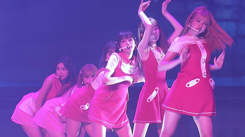 IZ*ONE 1ST CONCERT IN SEOUL EYES ON ME 2020《BDMV 双碟 64G》