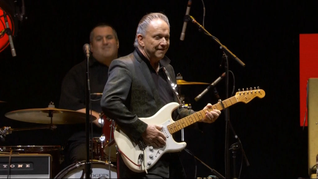 Jimmie Vaughan & Friends – Crossroads Guitar Festival 2019《WEB-DL TS 3.53G》