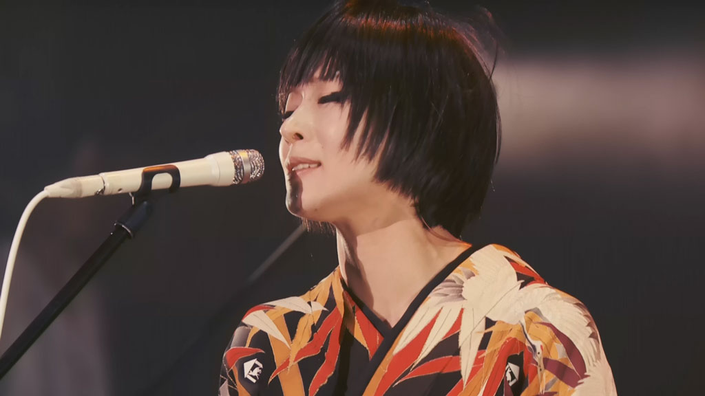 Shiina Ringo to Kyatsura ga Yuku Hyakkiyakou 2015 椎名林檎と彼奴等がゆく 百鬼夜行2015《BDMV 2BD 46.4G》