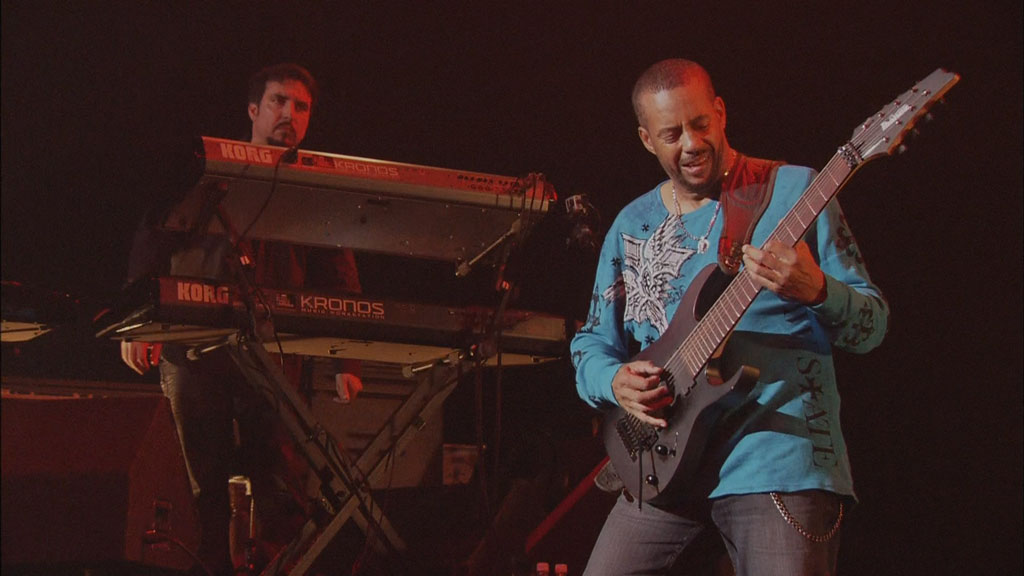 Portnoy Sheehan MacAlpine Sherinian Live in Tokyo 2012《Remux MKV 14.3G》