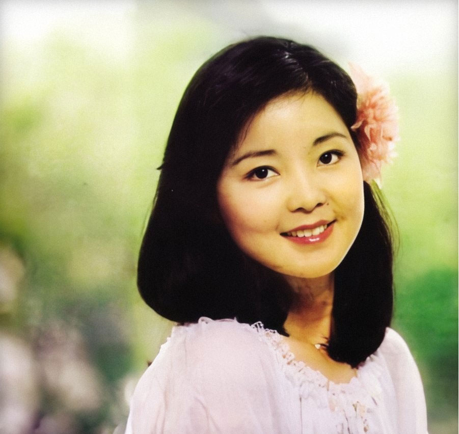 邓丽君 – 绝世经典演唱会及音乐电视全集16DVD [DVD ISO 67.6GB]