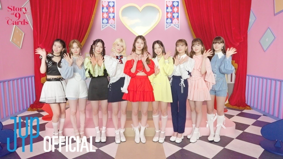 NiziU – NiziU 2023 Season’s Greetings Story of 9 Cards 2022 [DVD ISO 3.98GB]