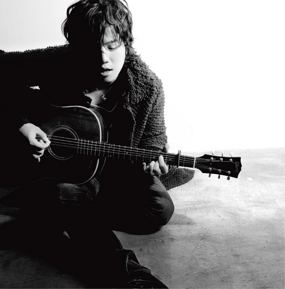 秦基博 – 僕らをつなぐもの (Premium Edition) 2009 [DVD ISO 2.59GB]